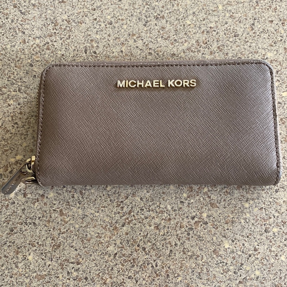 Michael Kors wallet